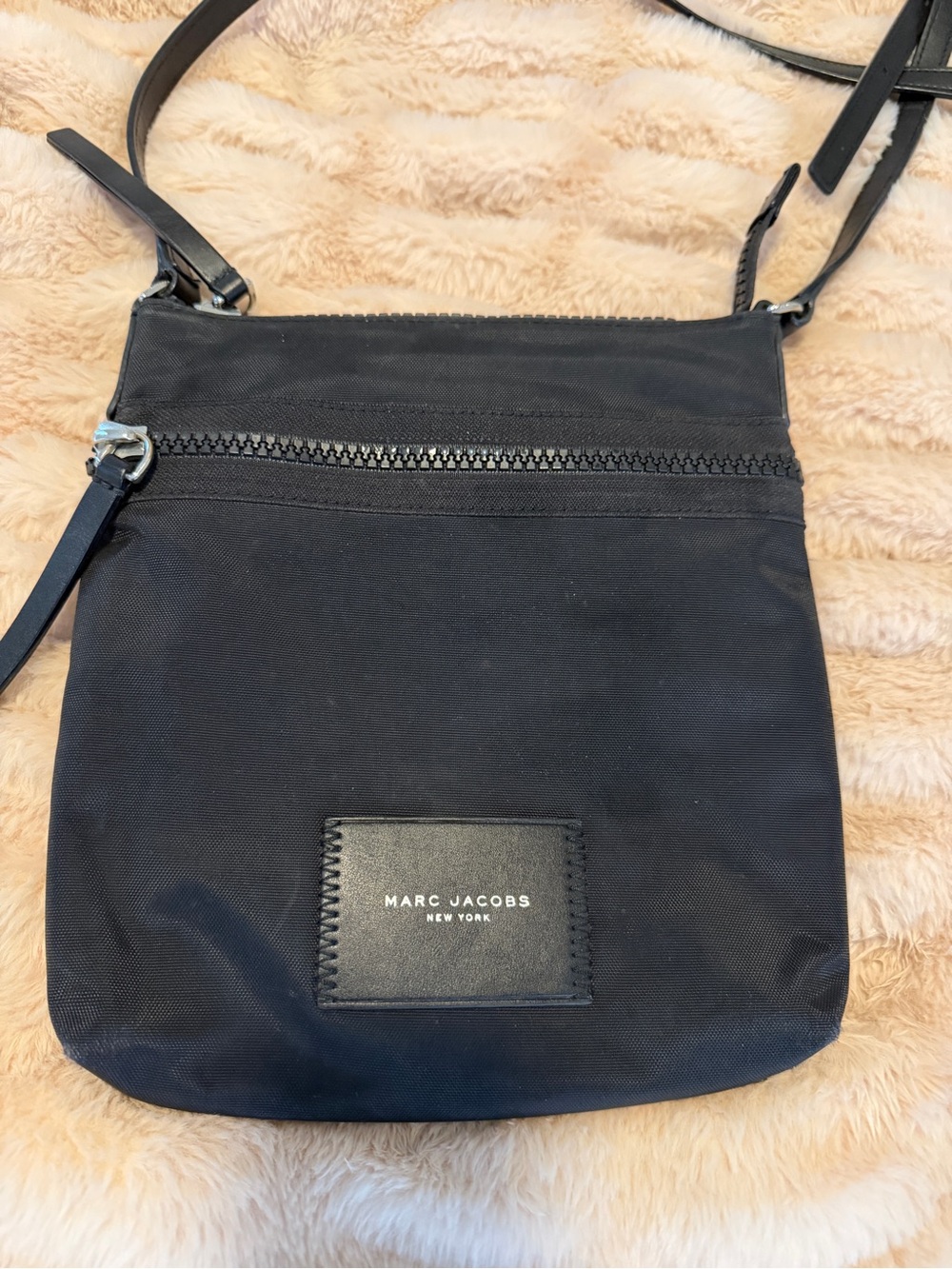Marc Jacobs Black Nylon Crossbody Belt Bag - Picture 4 of 9